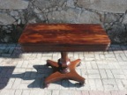 Mesa de Chá Pau-Santo UK S3842