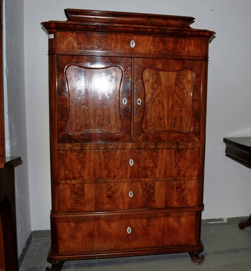 Loading Image
